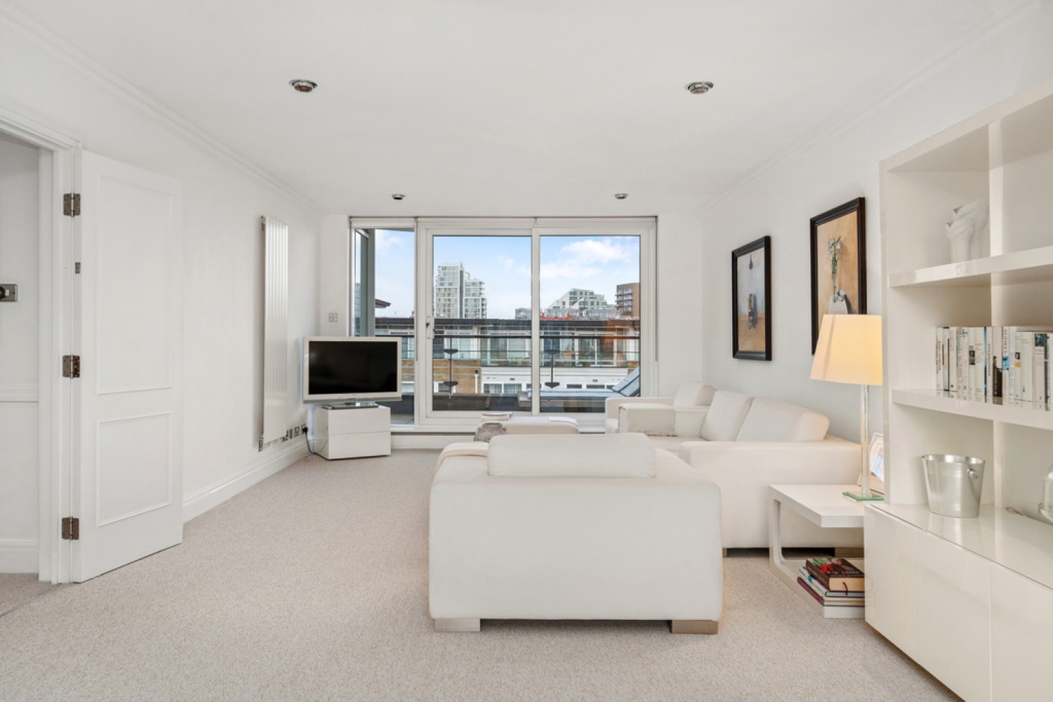 Bluewater House, Riverside West