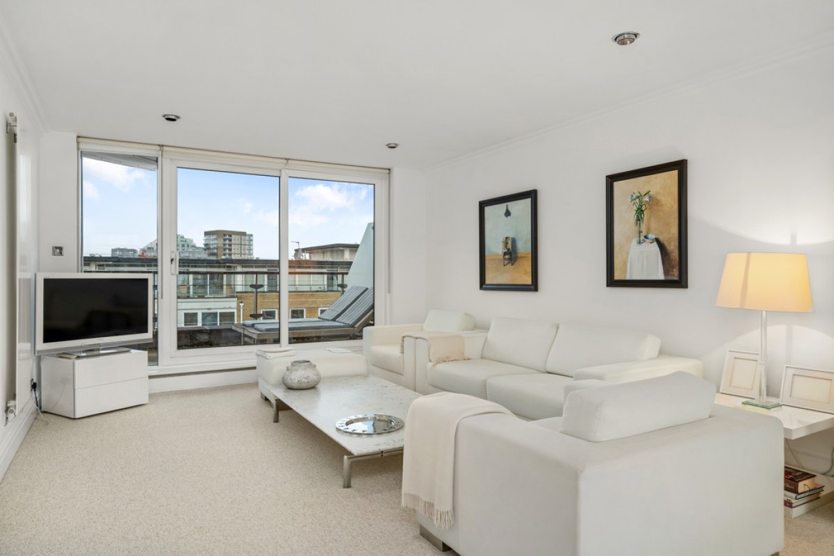 Bluewater House, Riverside West