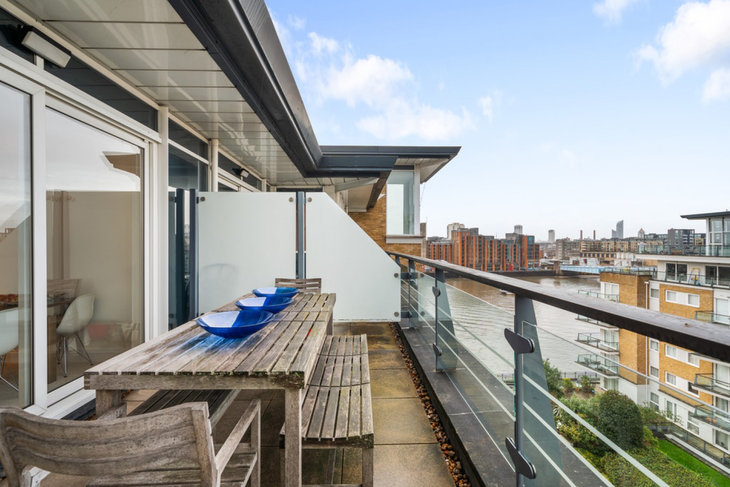 Bluewater House, Riverside West