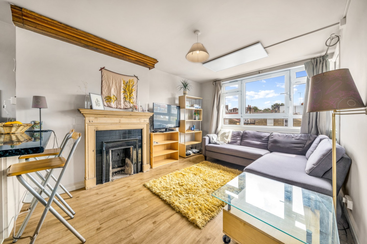 3 bedroom Flat for Letting Searles Close, Battersea