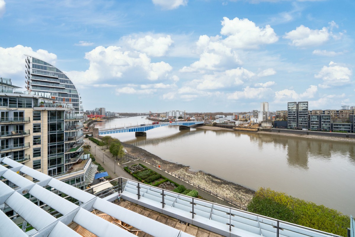Commodore House, Battersea Reach