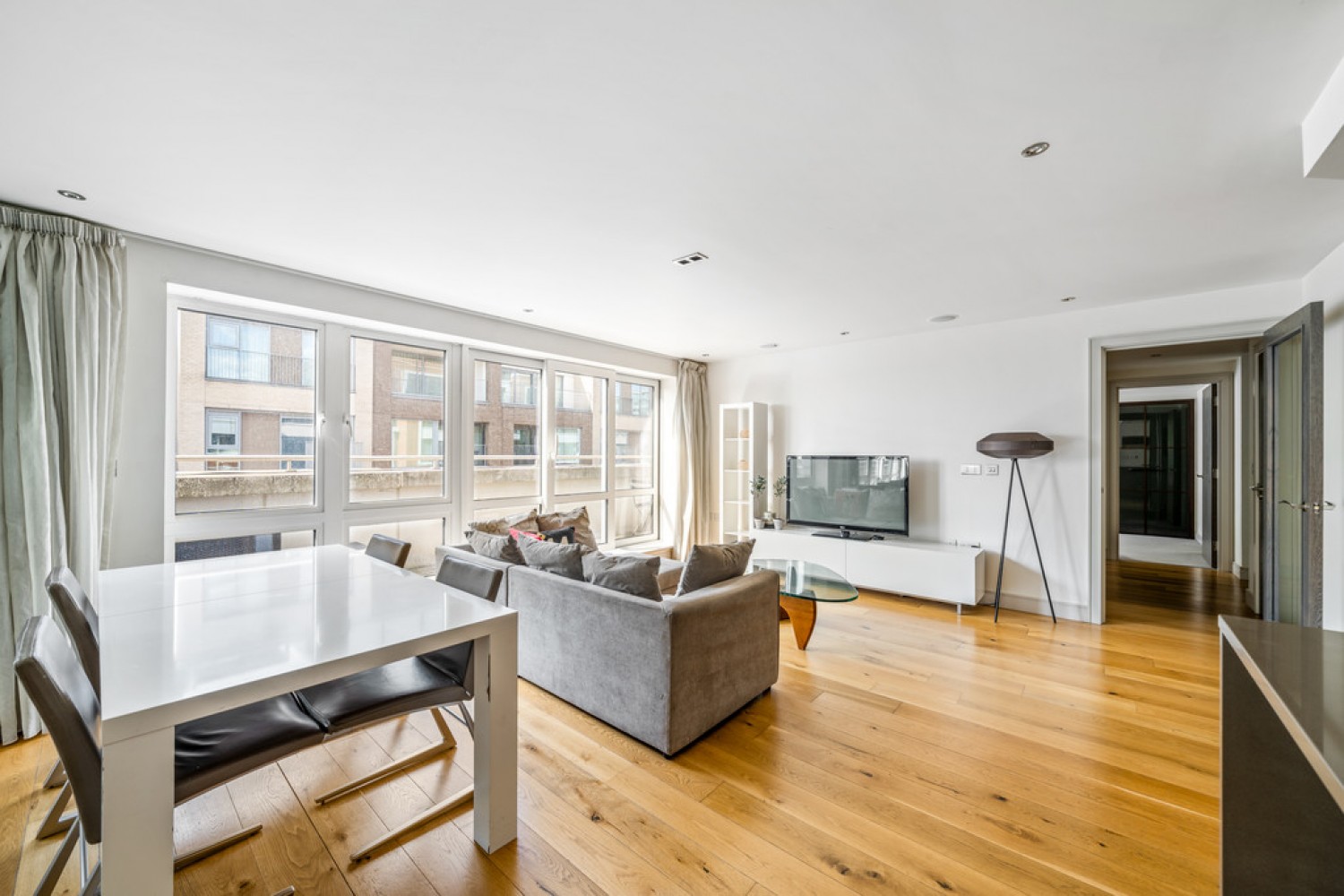 2 bedroom Flat for Sale Chelsea Creek, Fulham