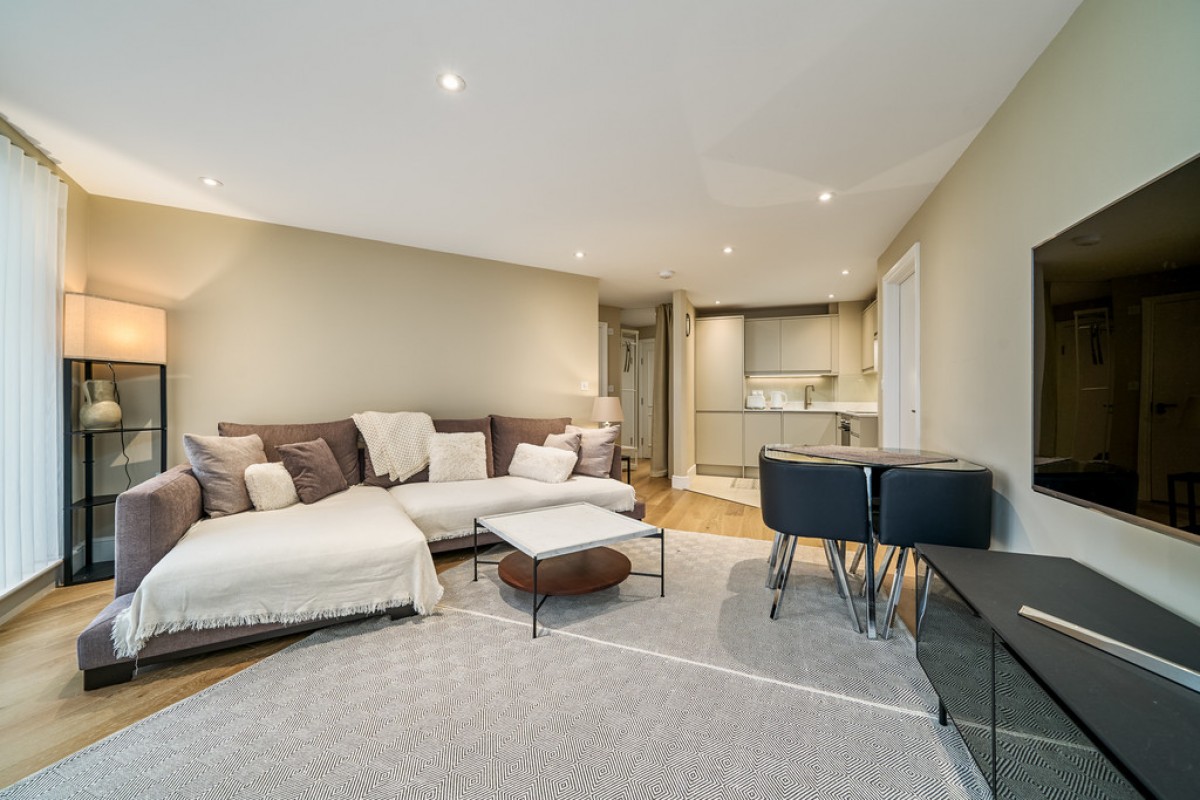 Riverside West , Wandsworth