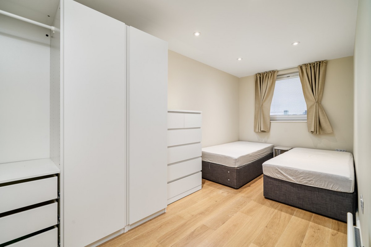 Riverside West , Wandsworth