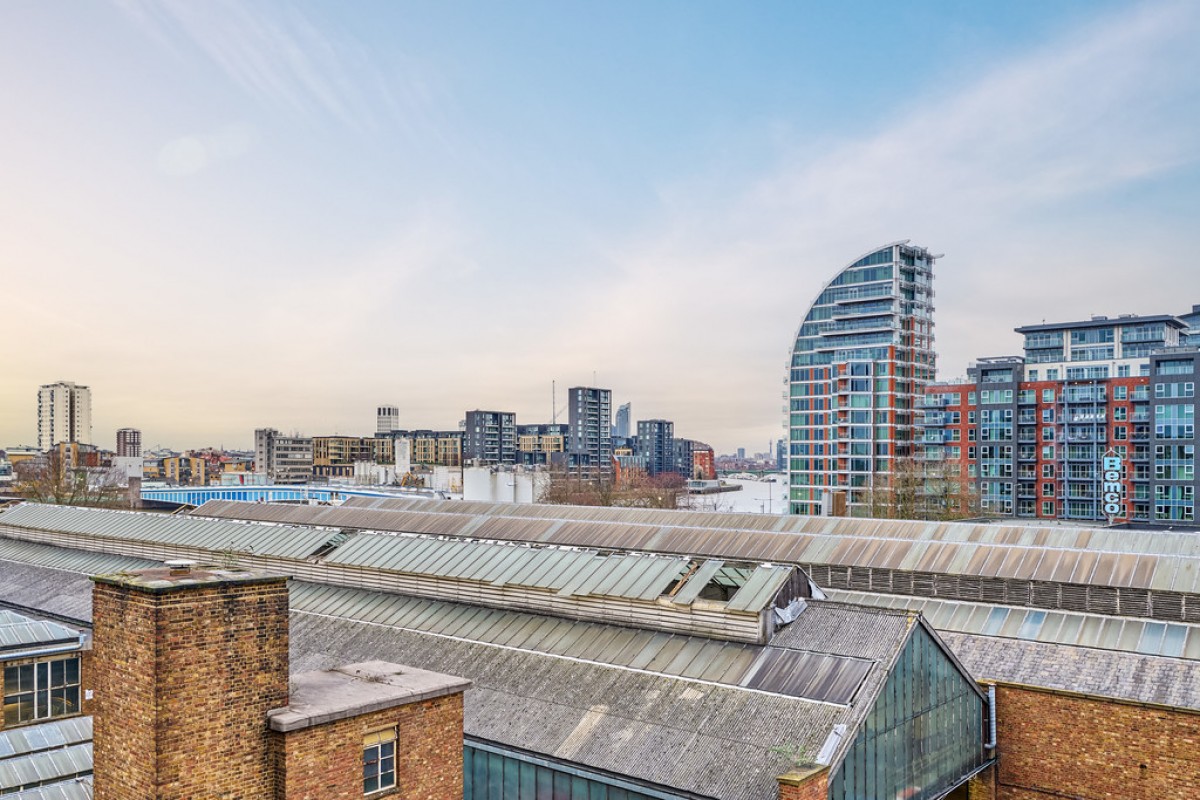 Riverside West , Wandsworth