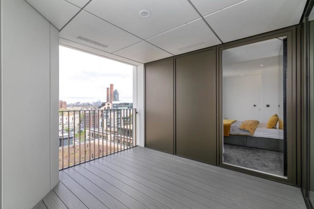 Kings Tower, Chelsea Creek