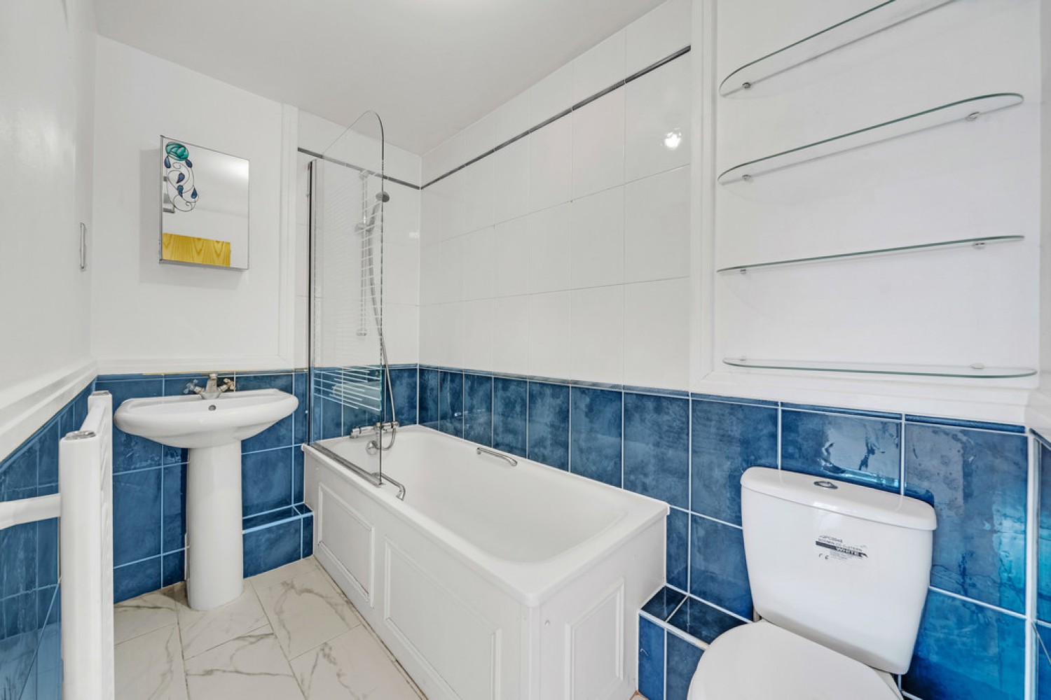 2 bedroom Flat for Letting Smugglers Way, Riverside West