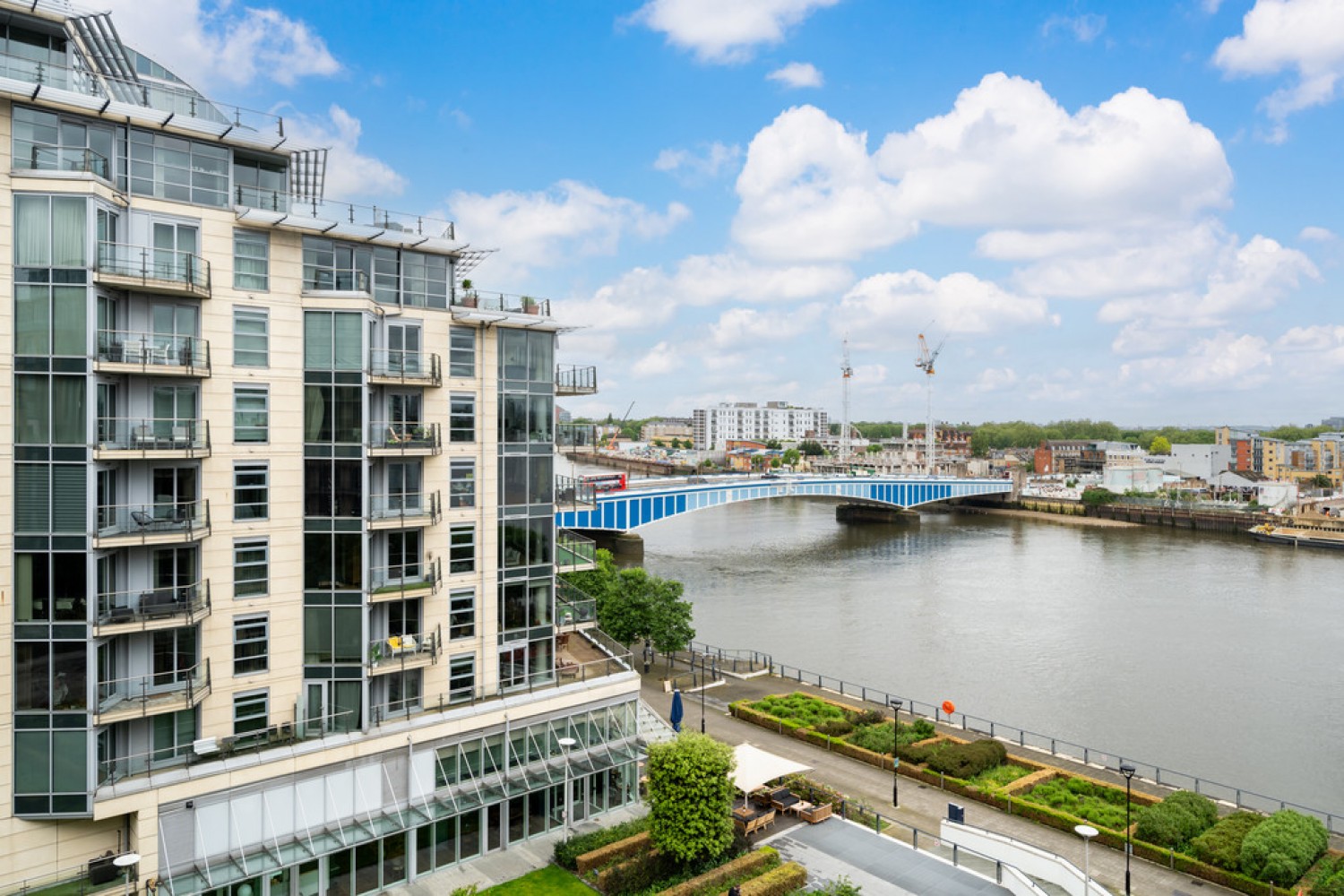 Commodore House, Battersea Reach