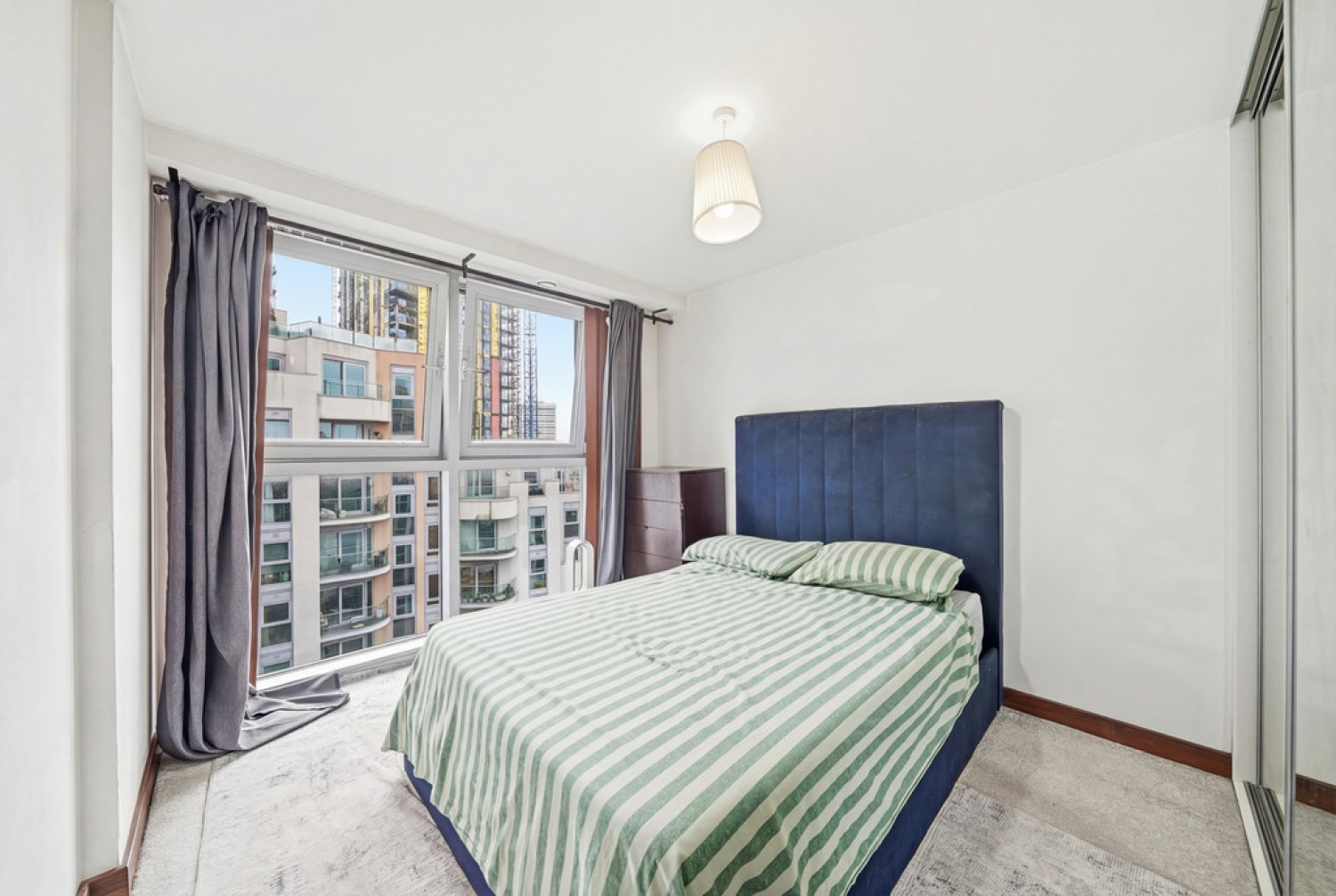 1 bedroom Flat for Letting Bridges Court Road , Battersea , London