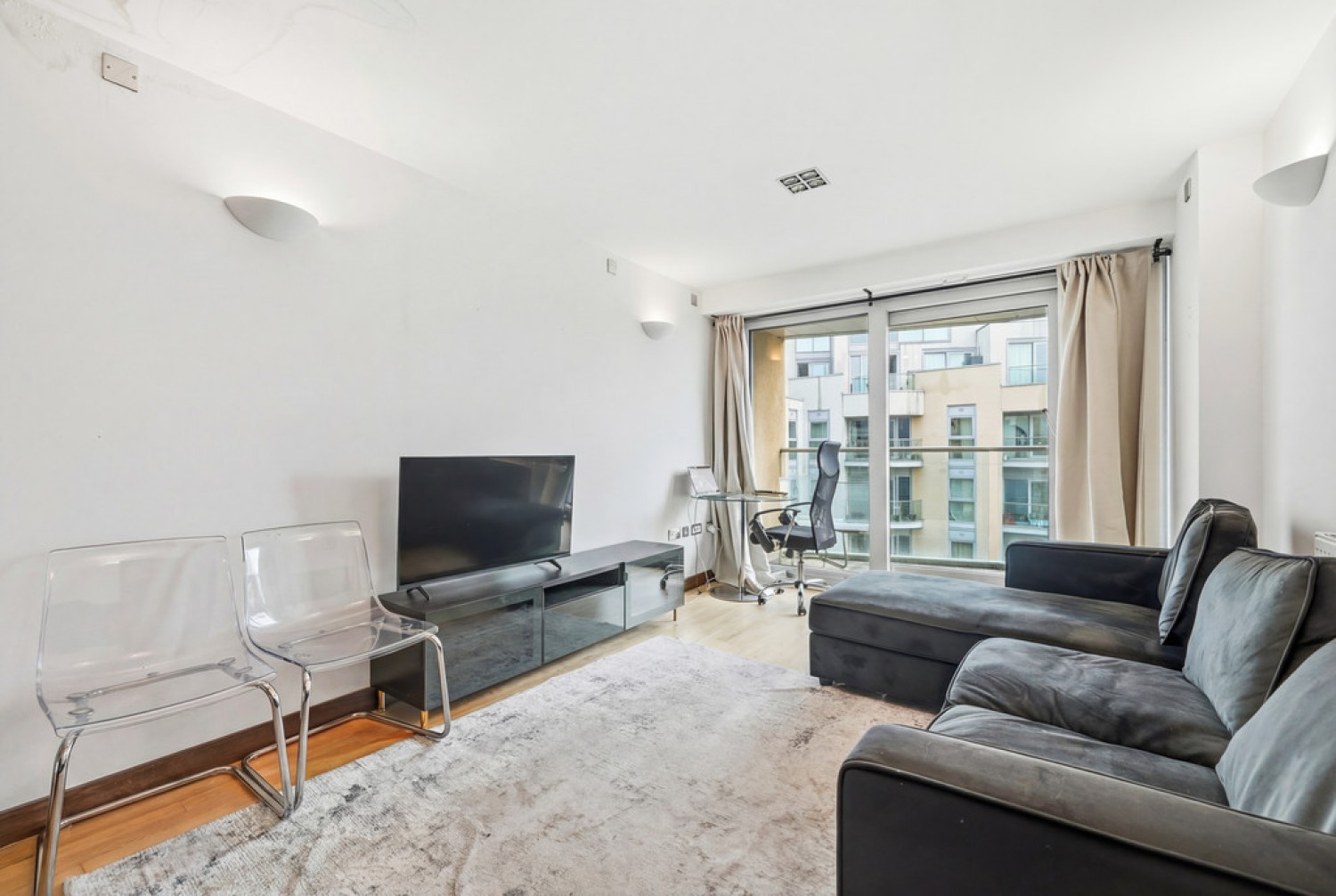 1 bedroom Flat for Letting Bridges Court Road , Battersea , London