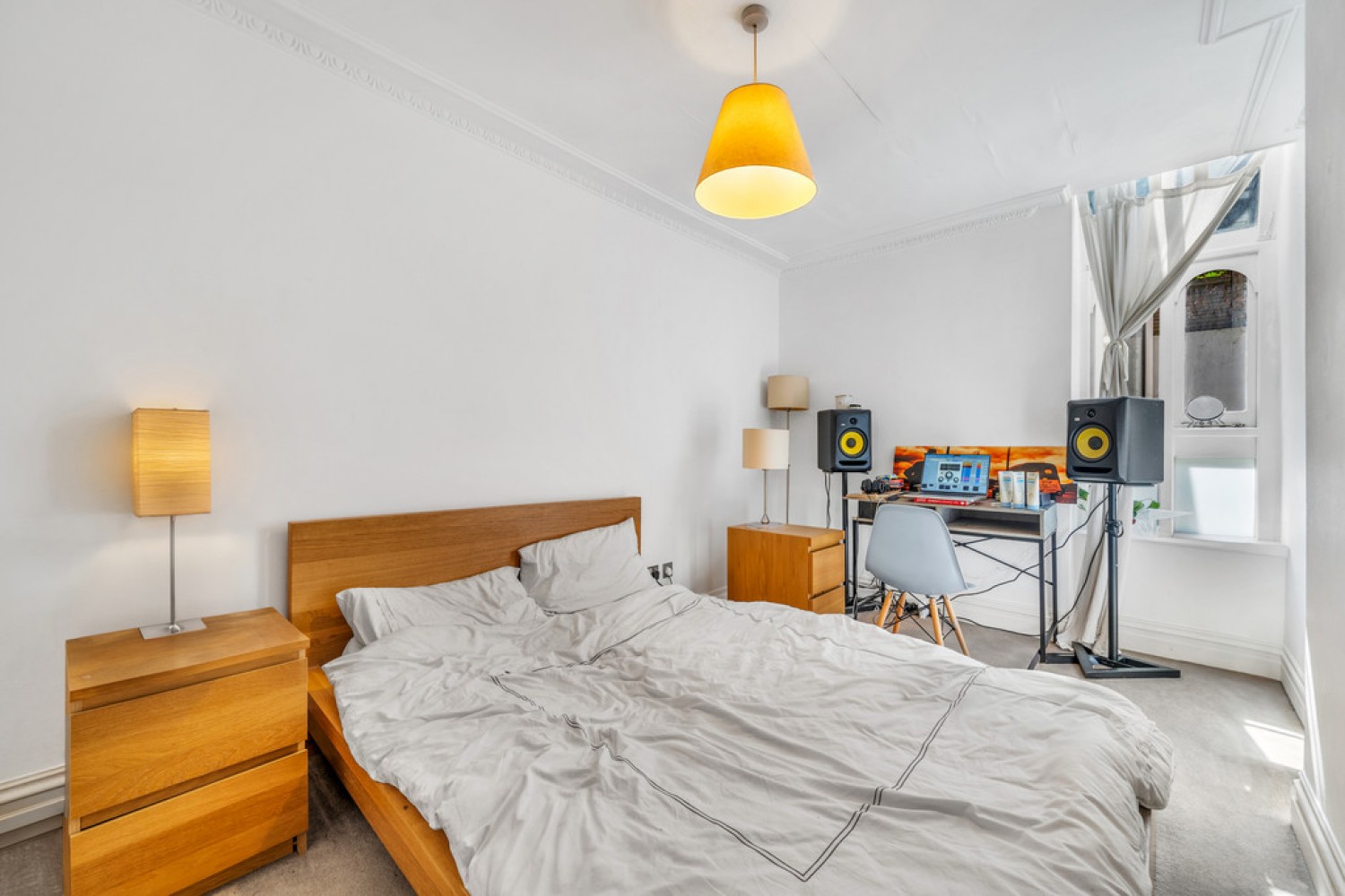 2 bedroom Flat for Sale Kings Road, Chelsea