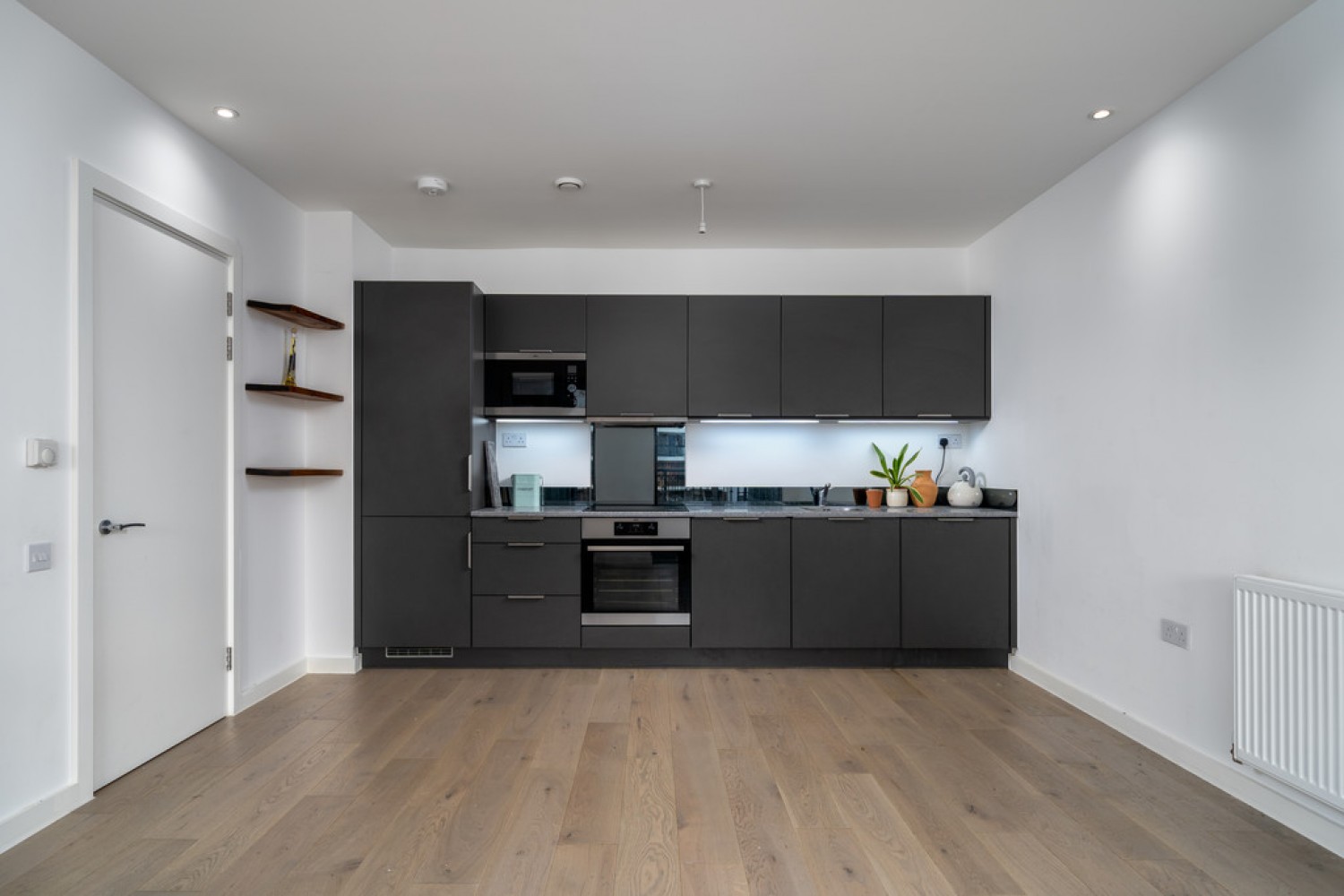 Constance Court, Chatfield Road