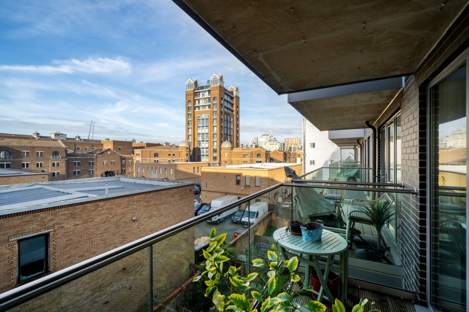 Constance Court, Chatfield Road