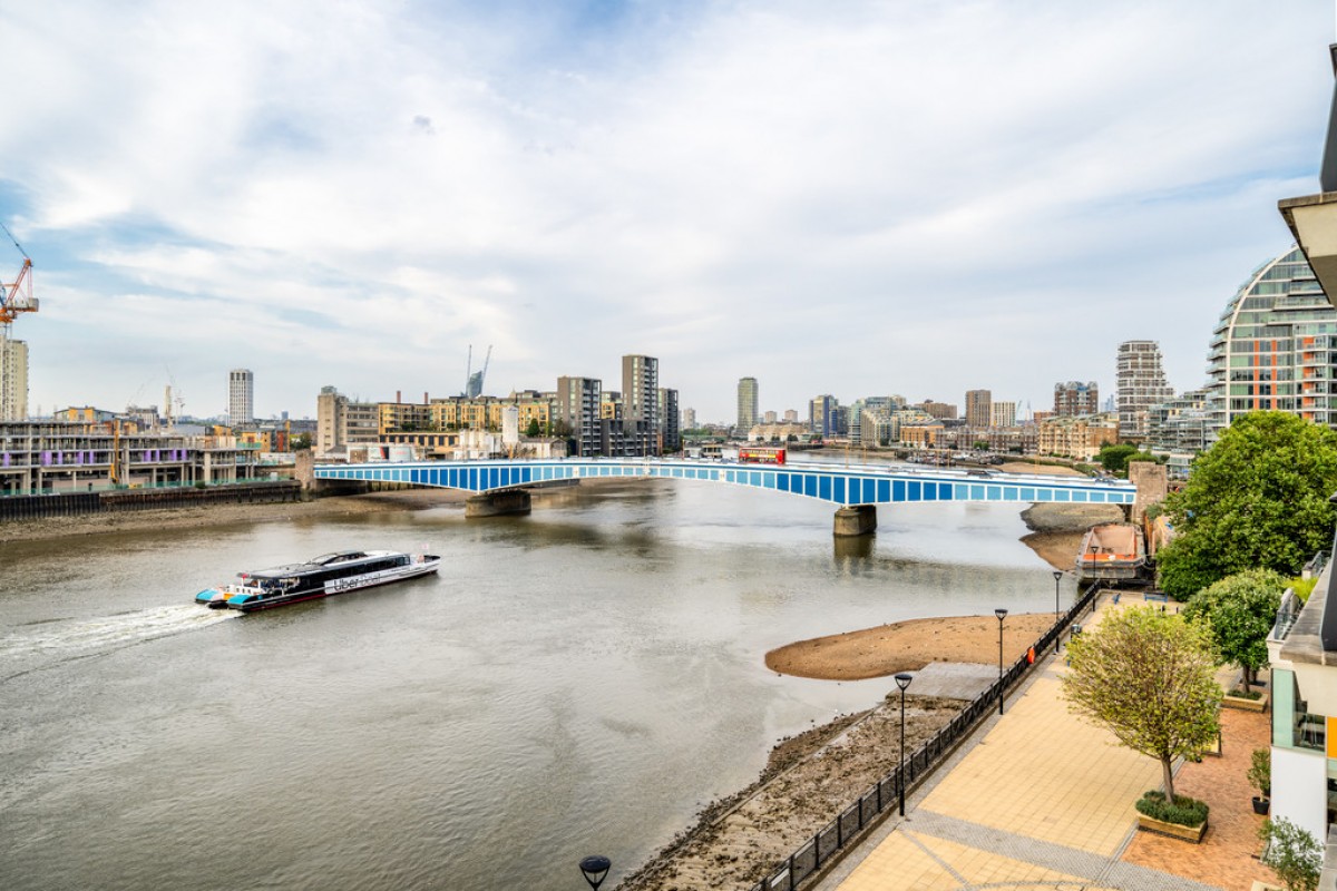 Smugglers Way, Wandsworth