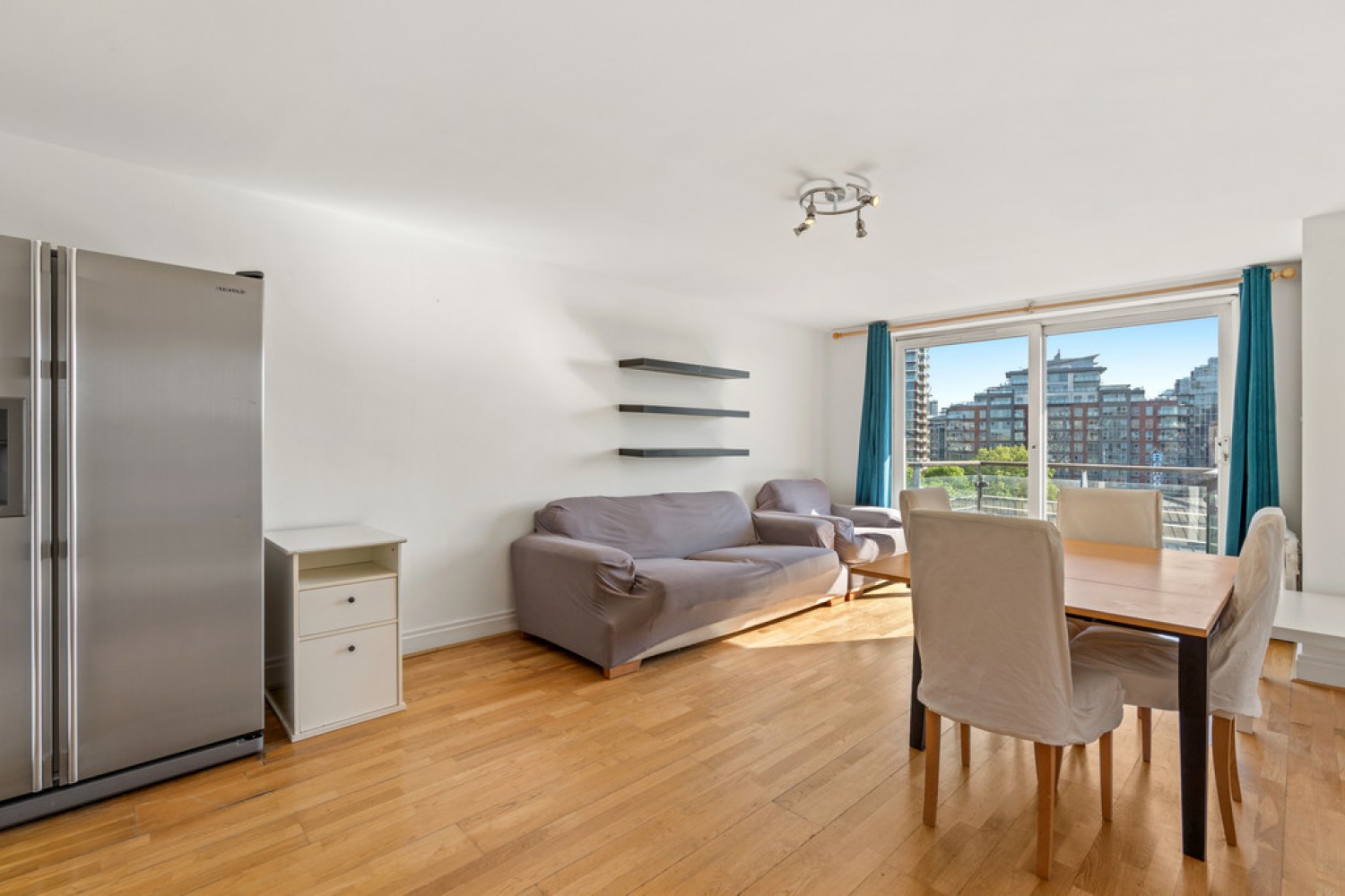 2 bedroom Flat for Sale Smugglers Way, Wandsworth