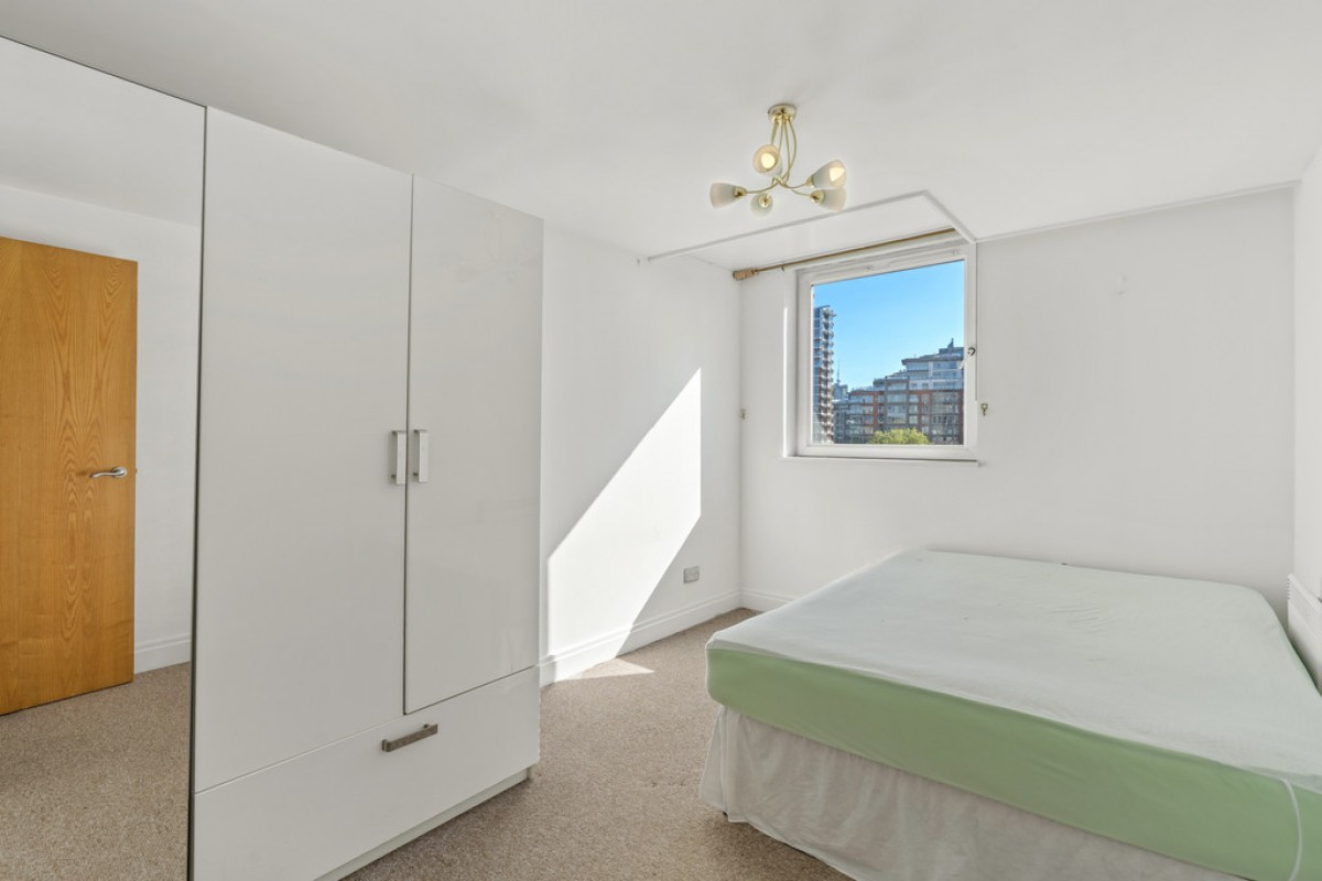Smugglers Way, Wandsworth