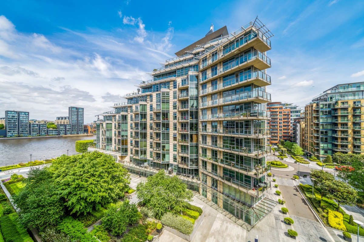 Commodore House, Battersea Reach