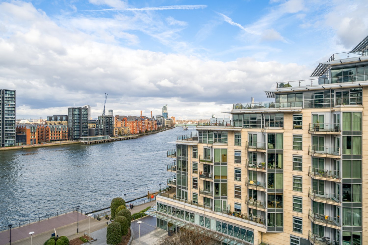 Commodore House, Battersea Reach