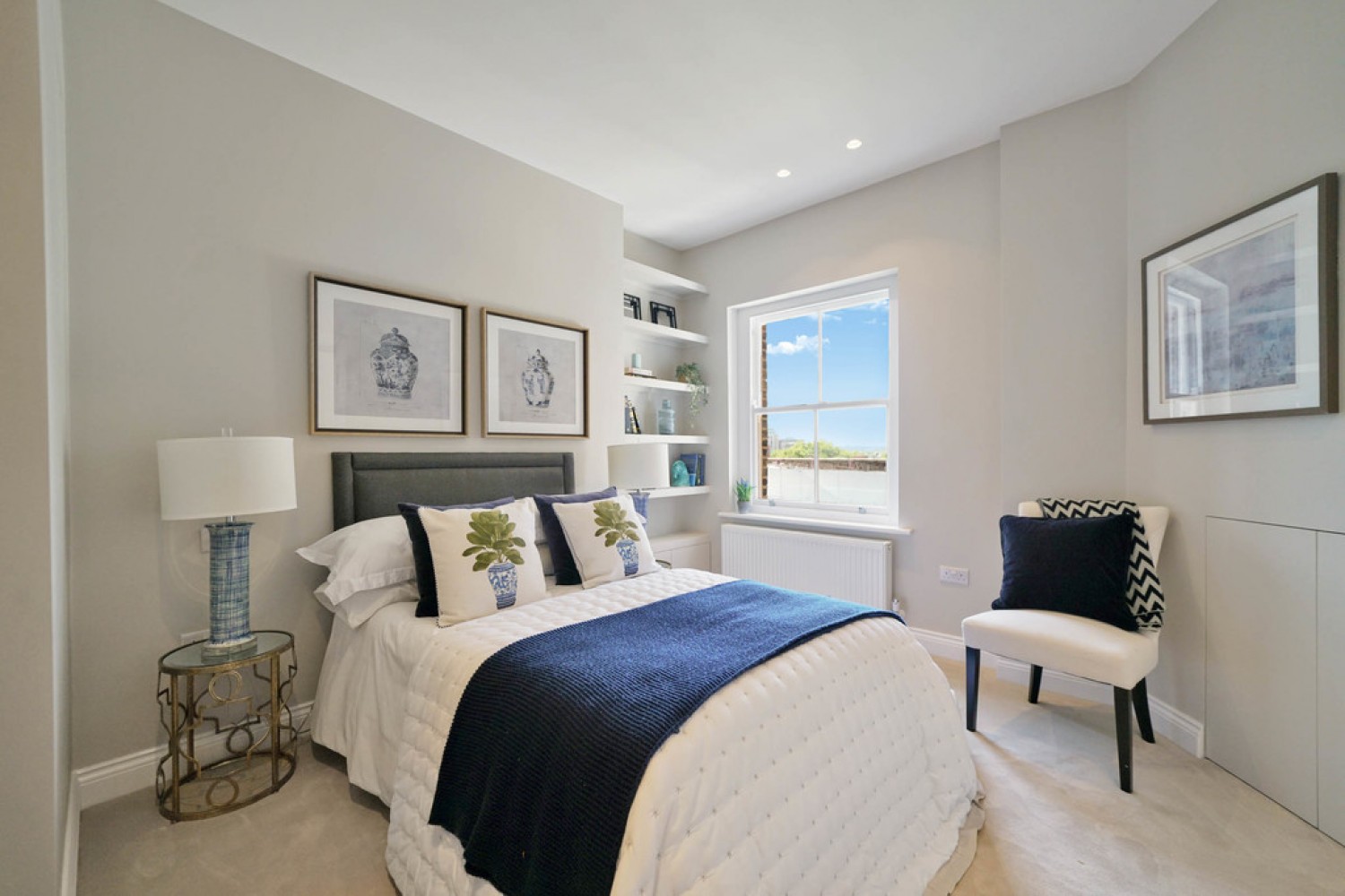 3 bedroom Flat for Sale Editha Mansions, Chelsea