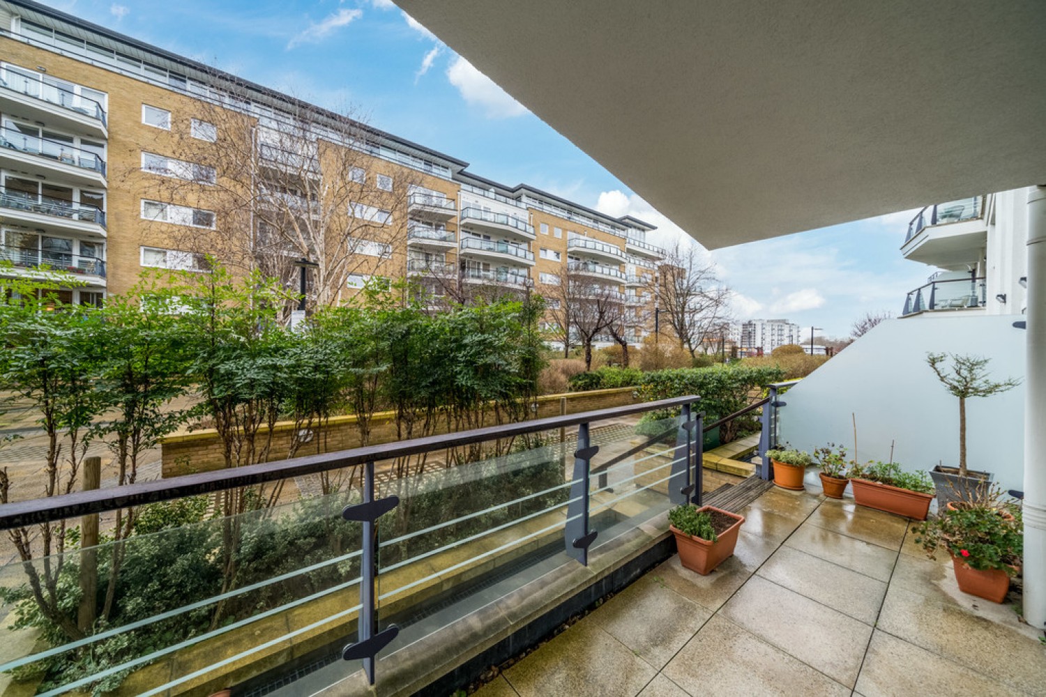 Bluewater House, Riverside West