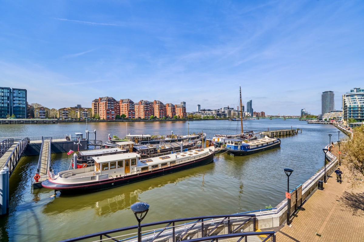 Clove Hitch Quay, Battersea