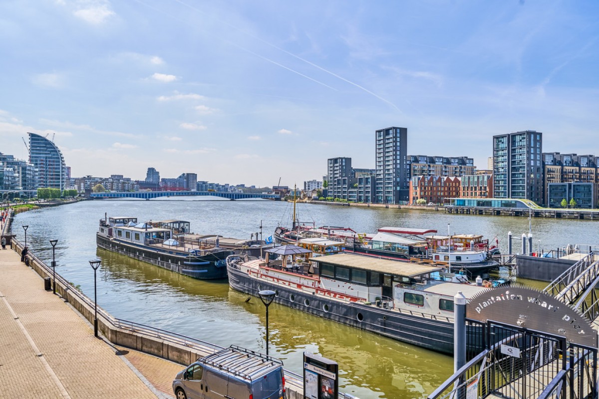 Clove Hitch Quay, Battersea