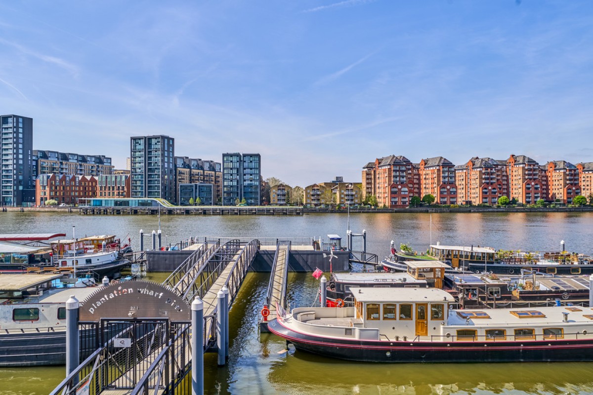 Clove Hitch Quay, Battersea