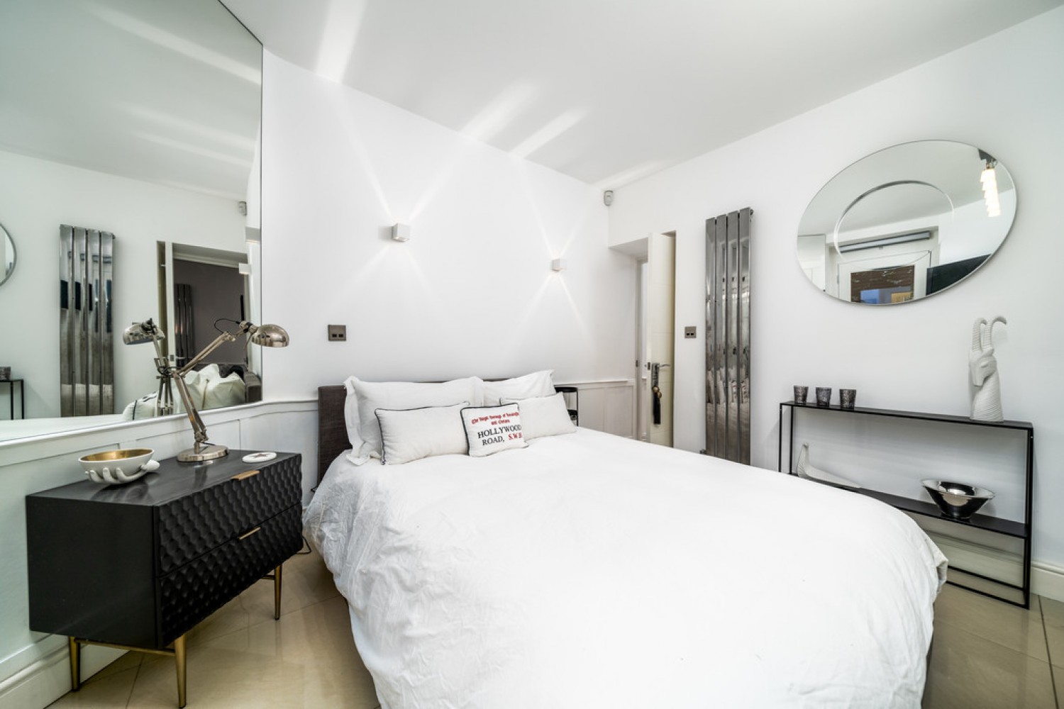 2 bedroom Flat for Sale Hollywood Court , Chelsea
