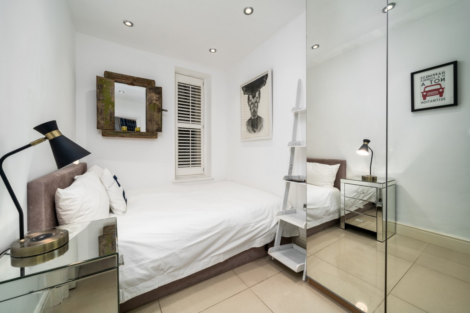 2 bedroom Flat for Sale Hollywood Court , Chelsea
