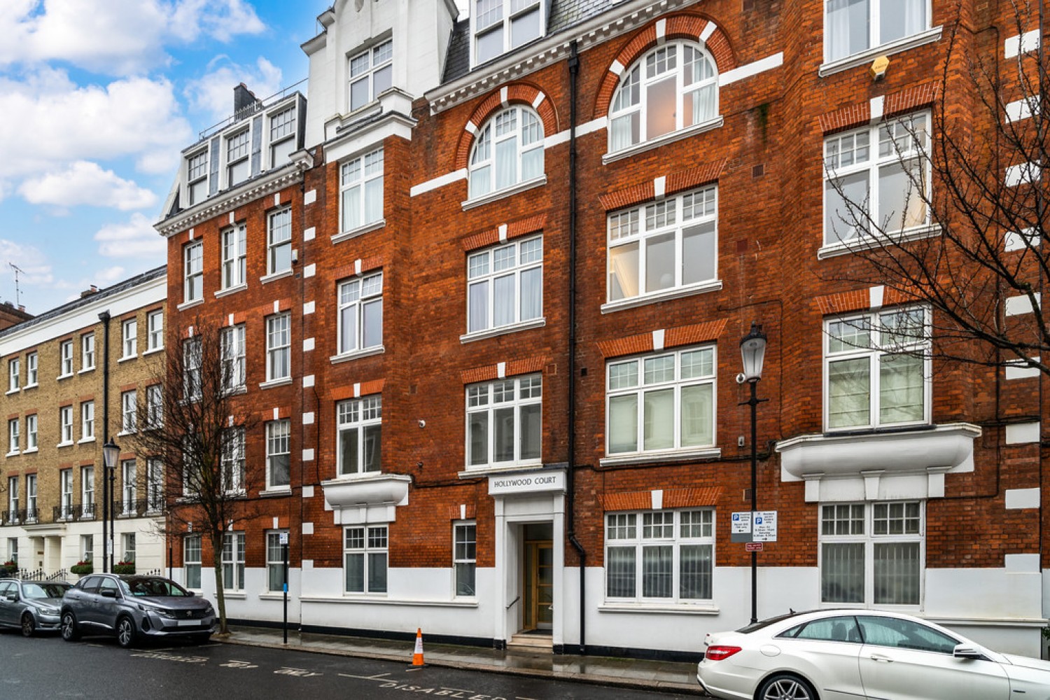 2 bedroom Flat for Sale Hollywood Court , Chelsea