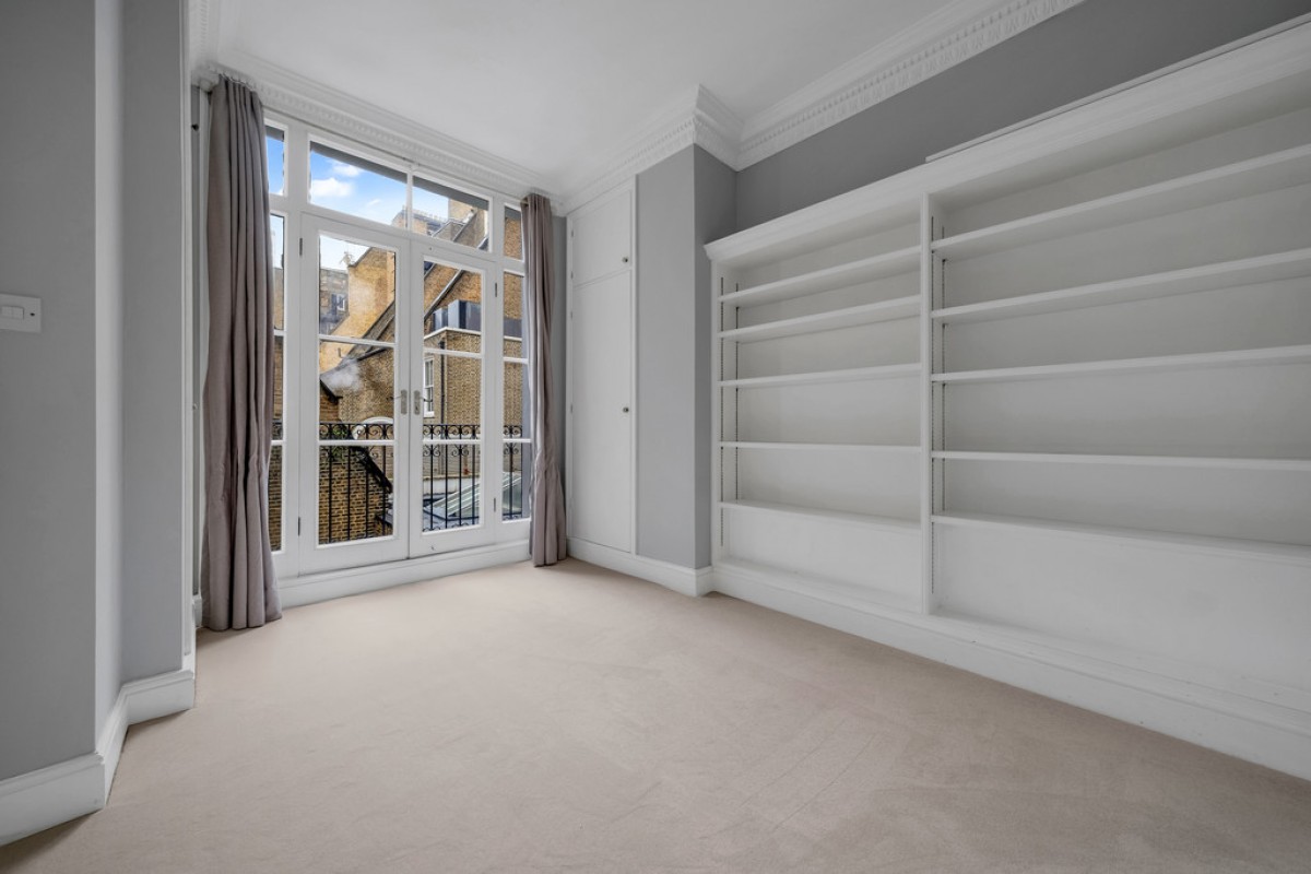 Queens Gate Place, South Kensington