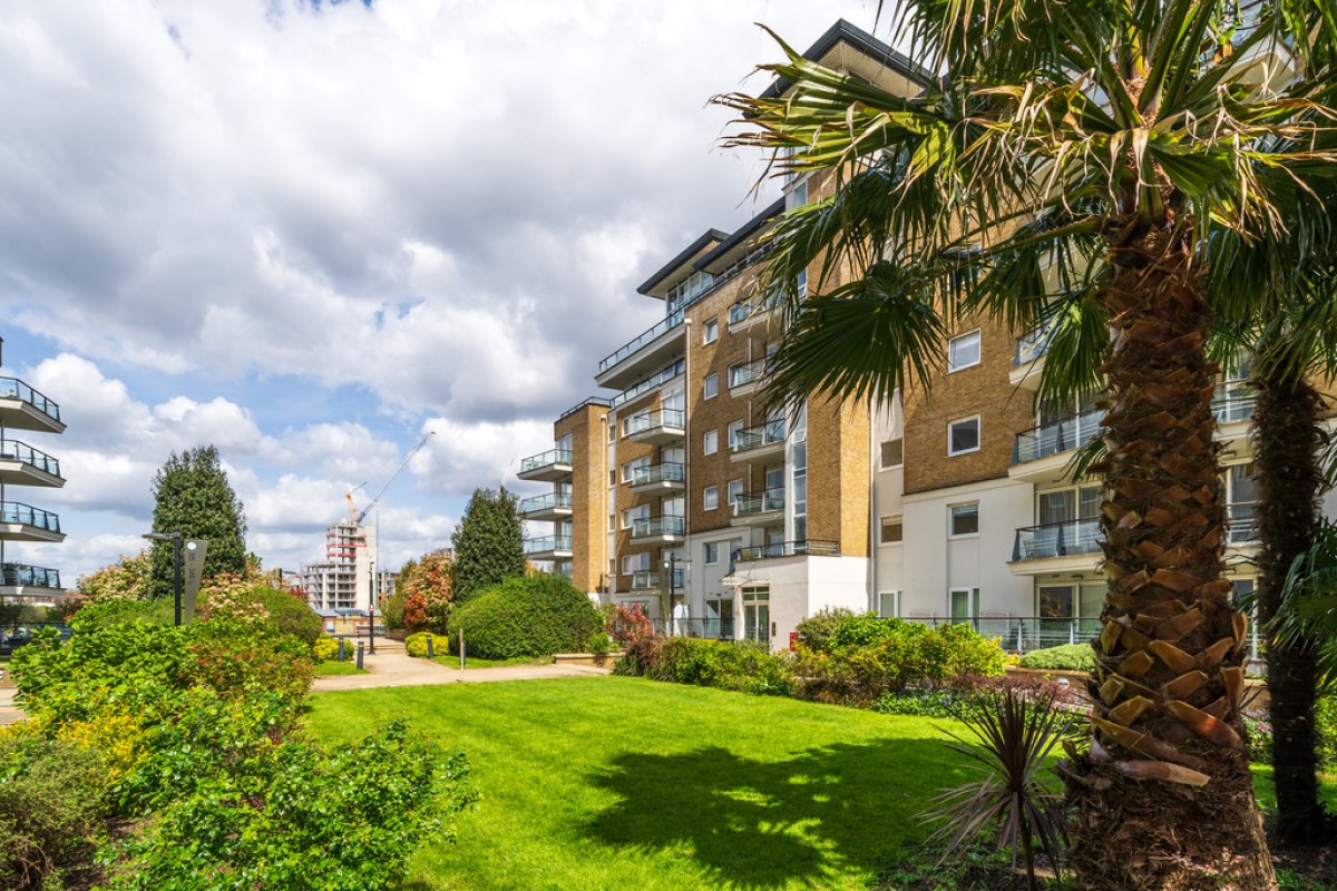 Riverside West, Wandsworth