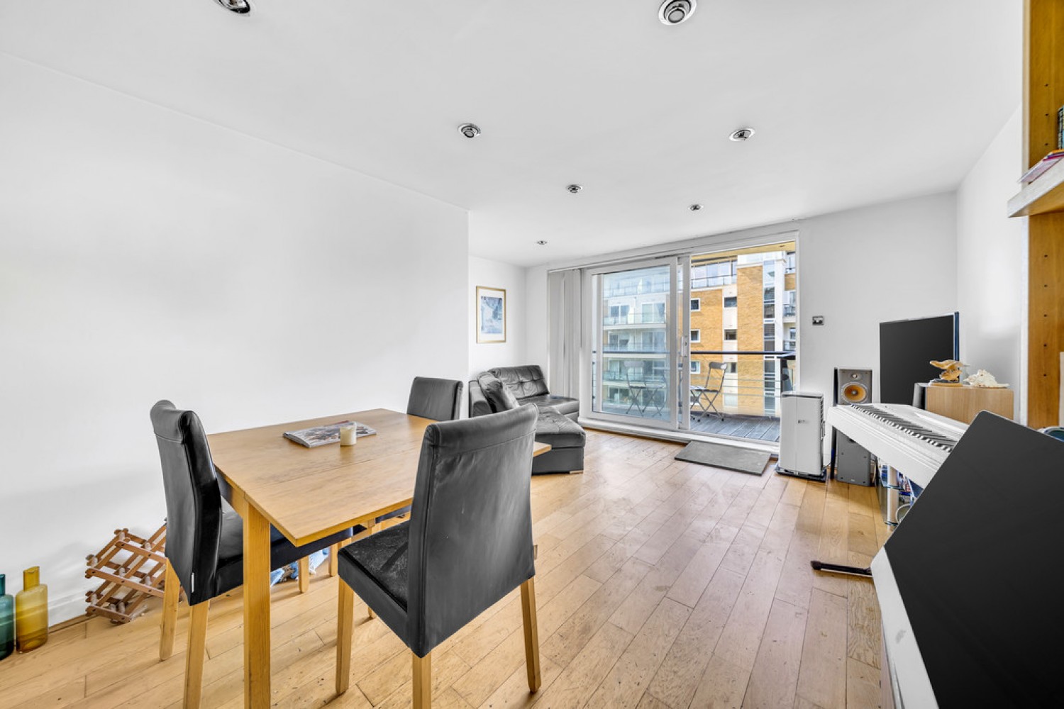Riverside West, Wandsworth