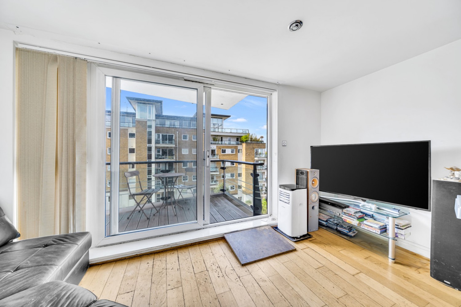 Riverside West, Wandsworth