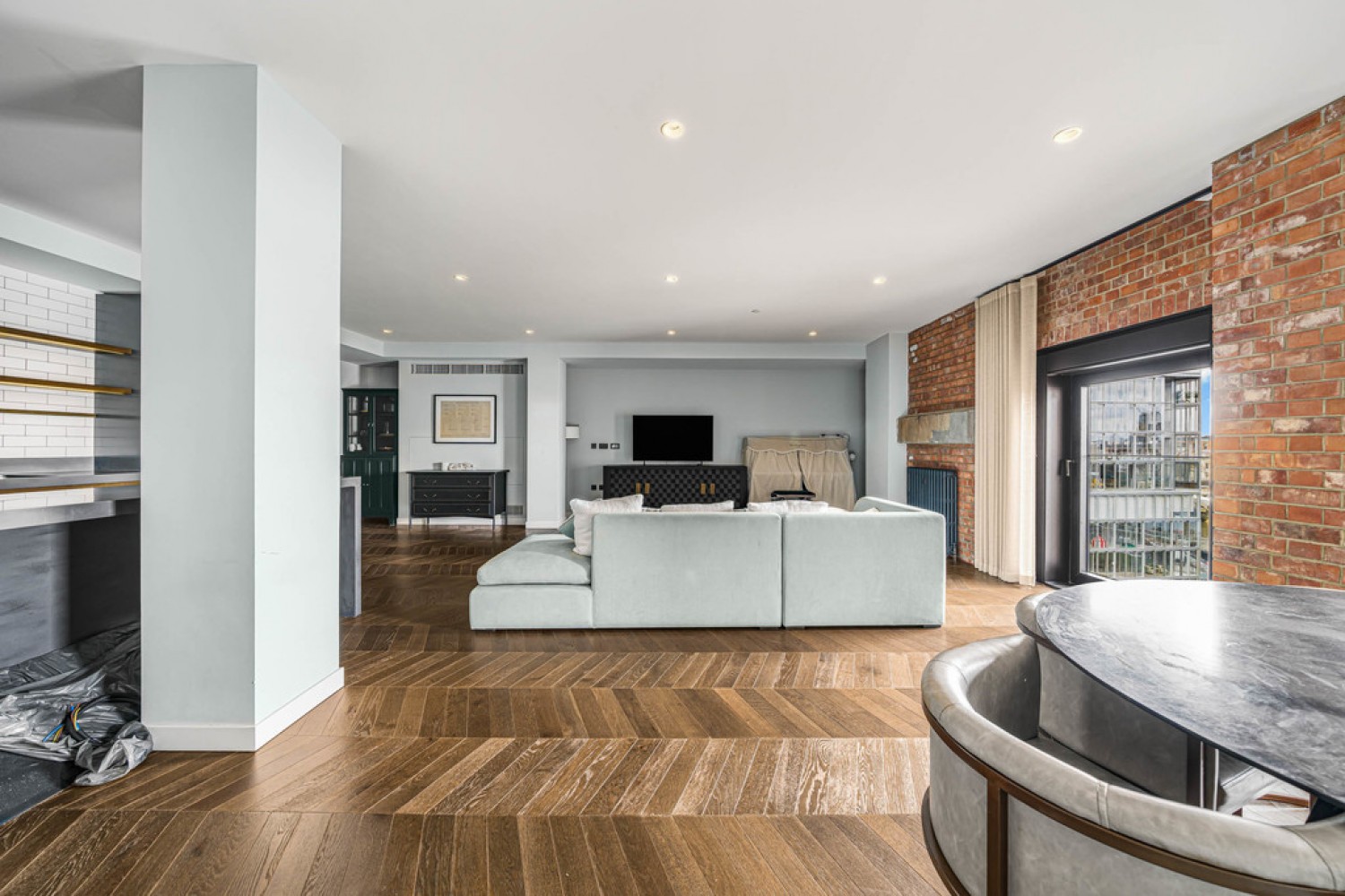 3 bedroom Flat for Letting Circus Road West, Battersea Power Station