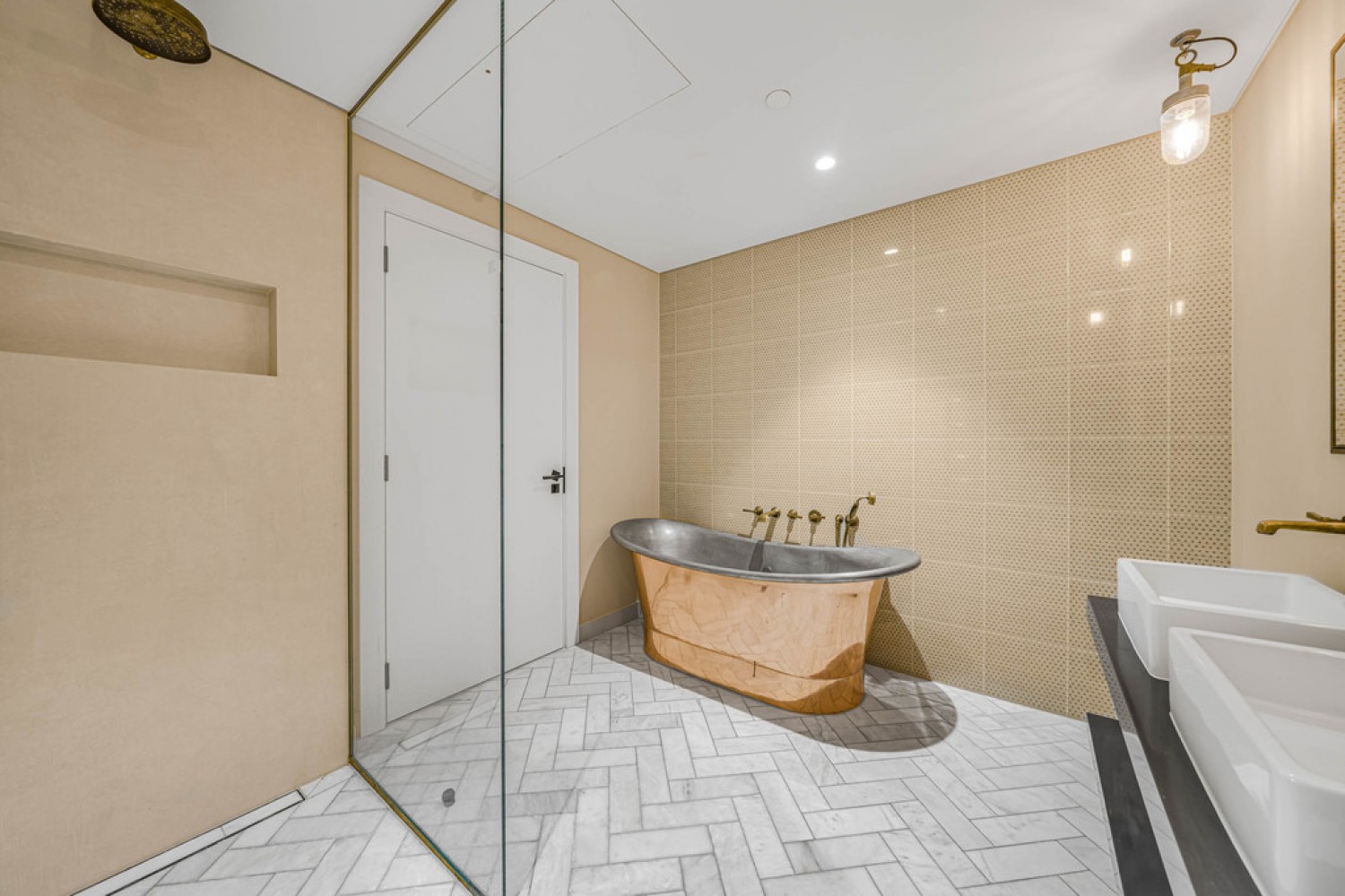3 bedroom Flat for Letting Circus Road West, Battersea Power Station