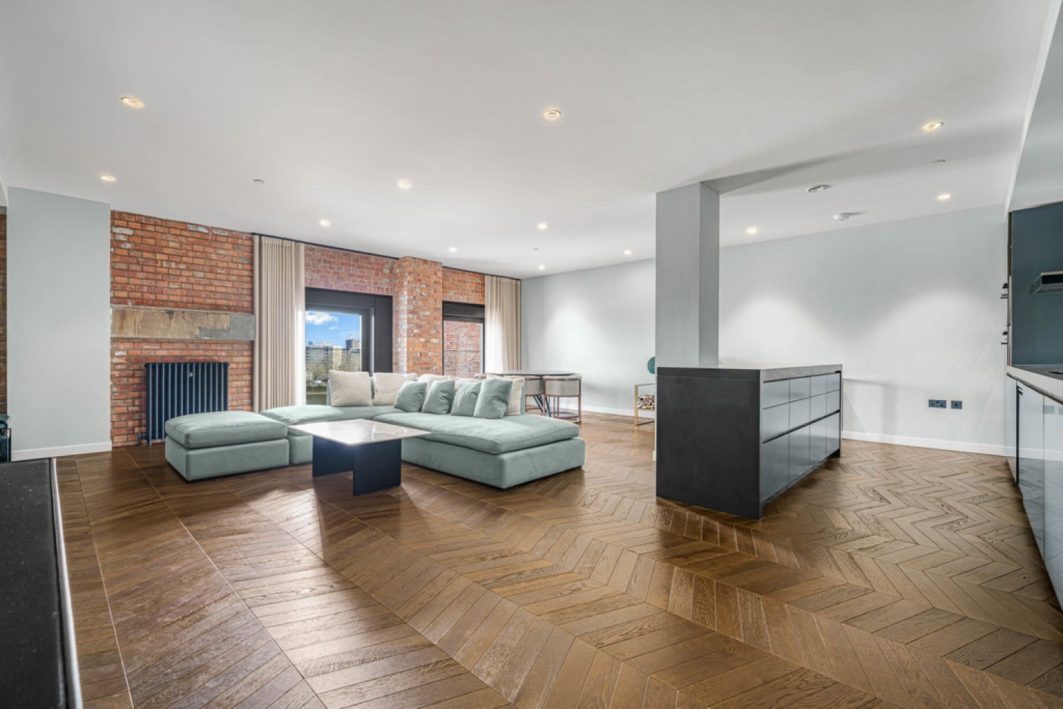 3 bedroom Flat for Letting Circus Road West, Battersea Power Station