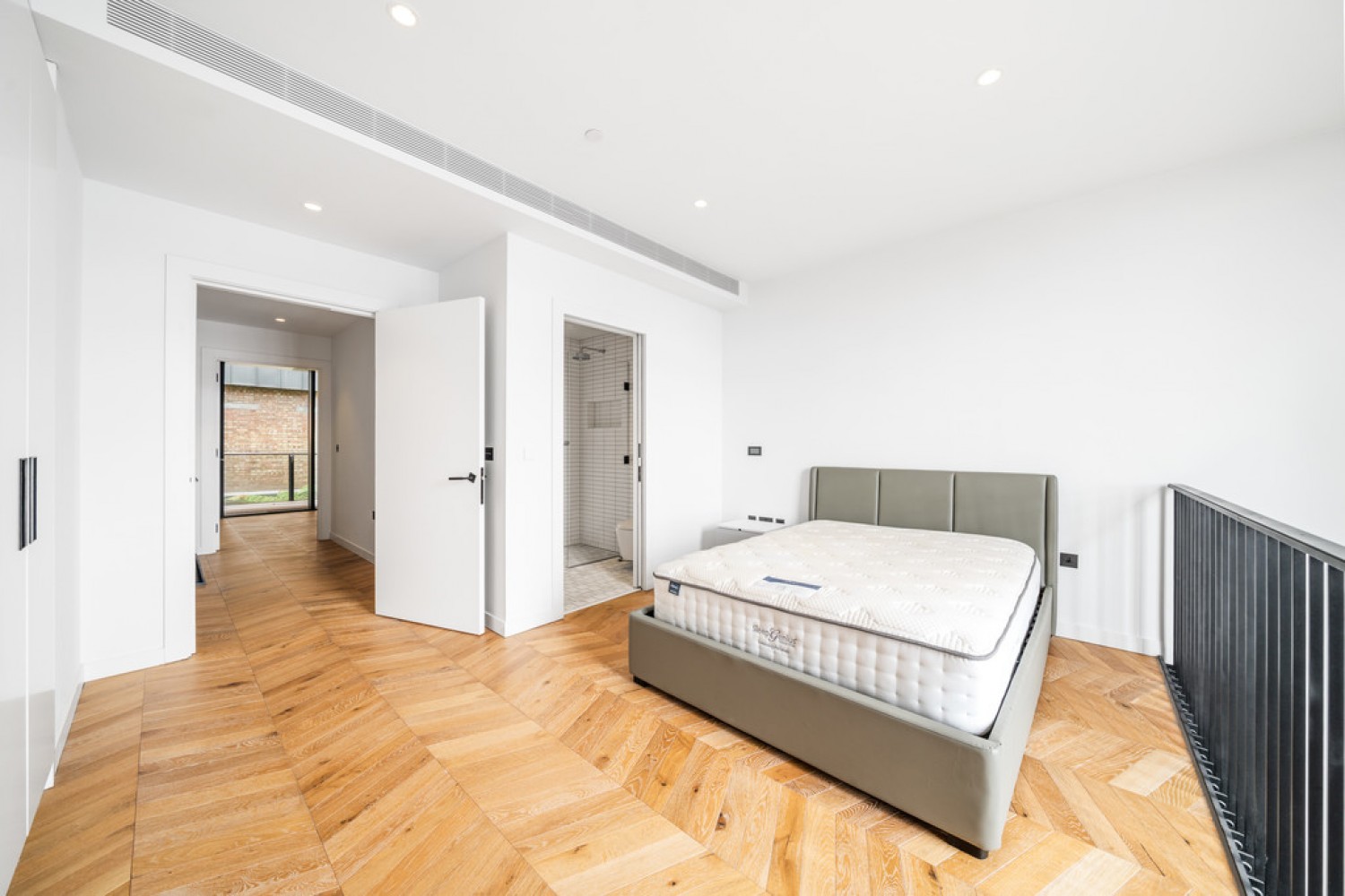 2 bedroom Flat for Letting Switch House East, Battersea Power Station