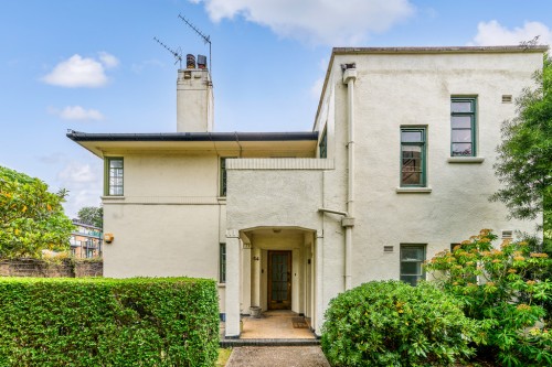 Colebrook Close, Putney