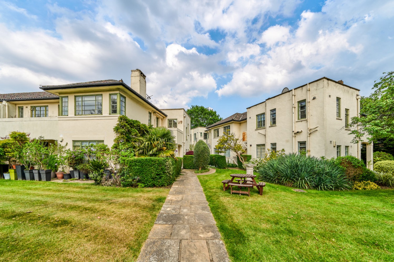 Colebrook Close, Putney
