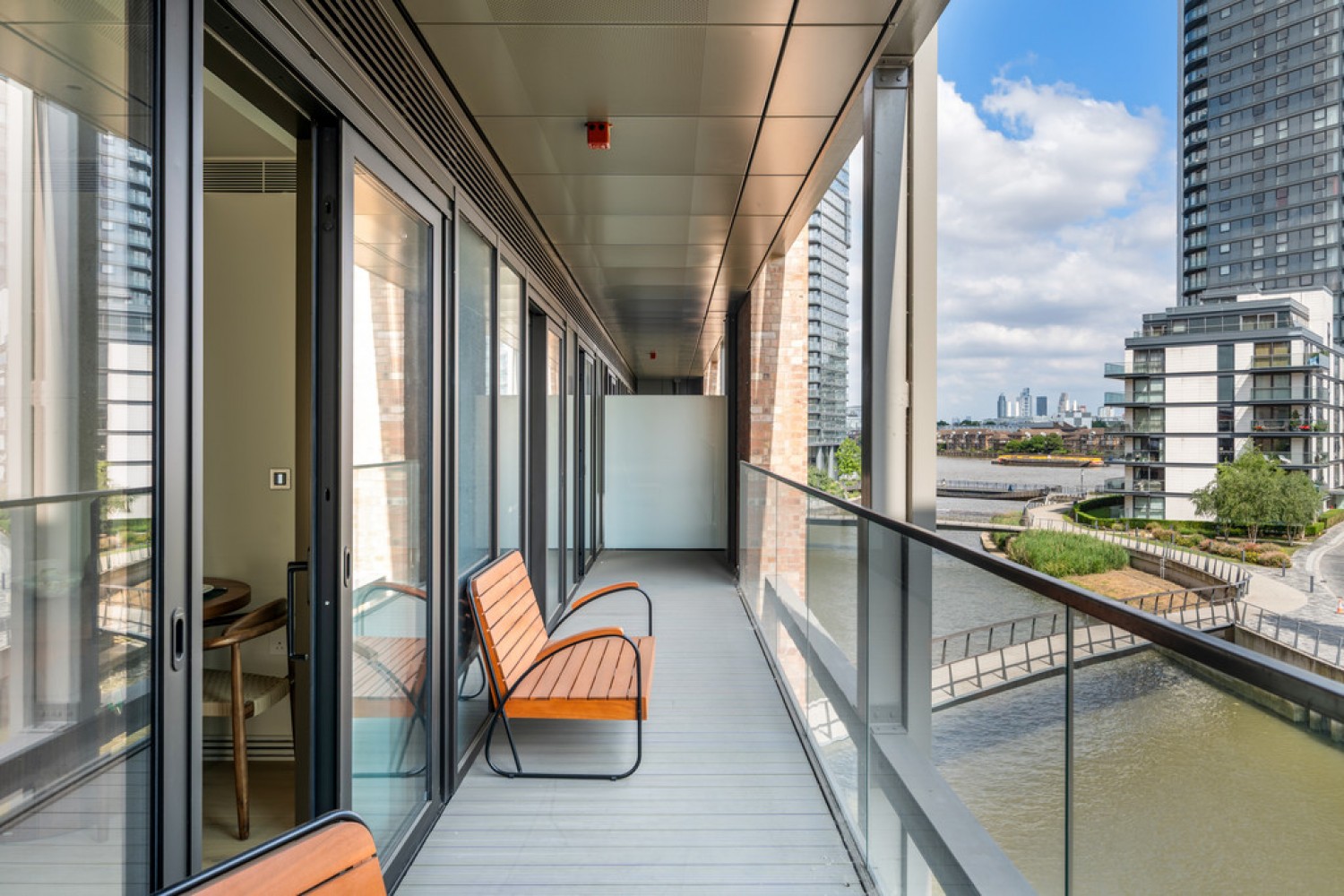3 bedroom Flat for Letting The Powerhouse, Lots Road