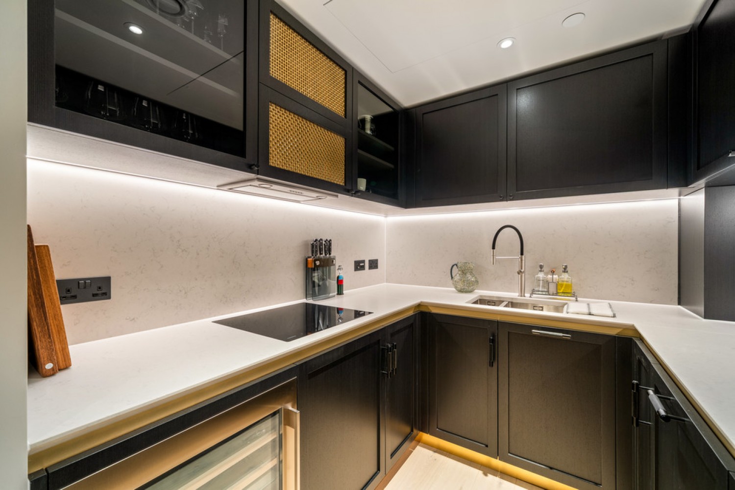 3 bedroom Flat for Letting The Powerhouse, Lots Road