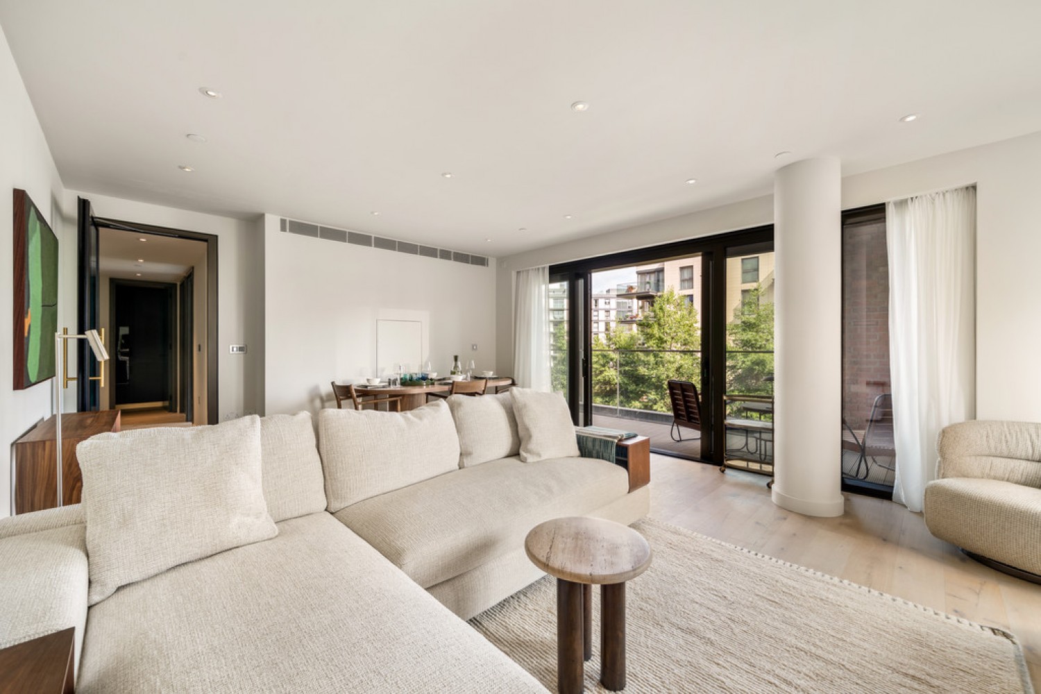 3 bedroom Flat for Letting The Powerhouse, Lots Road