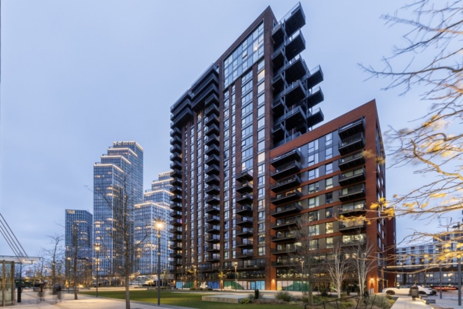 Viaduct Gardens, Nine Elms