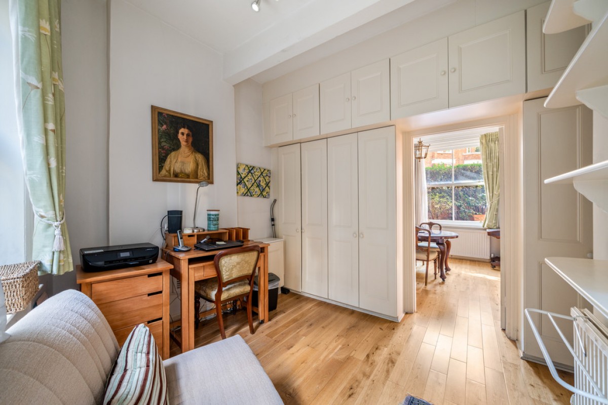 Cremorne Road, Chelsea