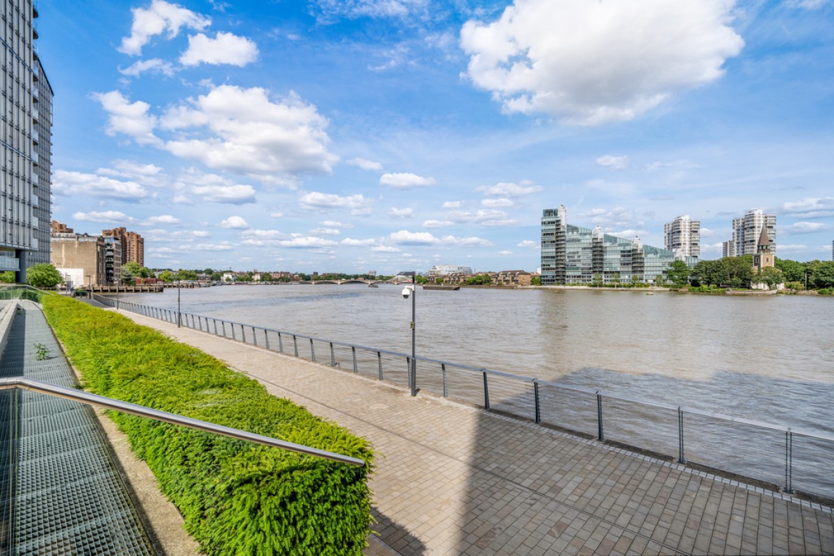 Waterfront Drive, Lots Village