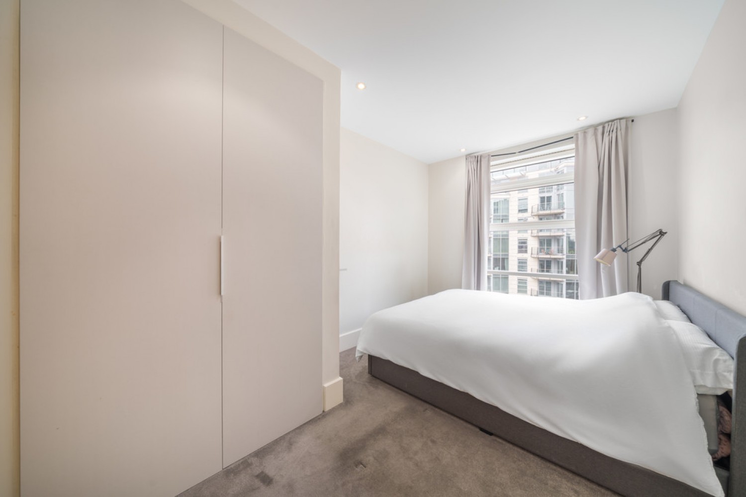 2 bedroom Flat for Sale Commodore House, Battersea Reach