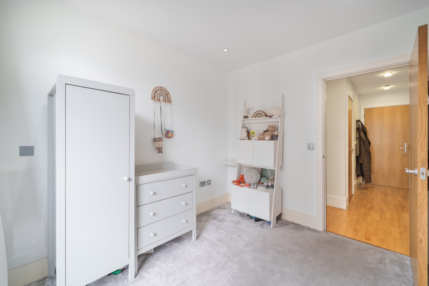 2 bedroom Flat for Sale Commodore House, Battersea Reach