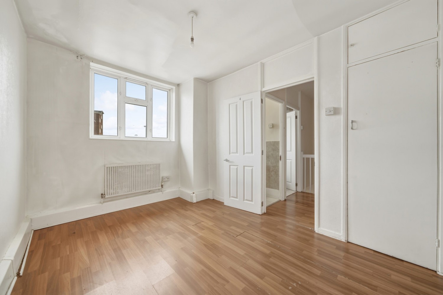 3 bedroom Flat in Patmore Estate, Battersea