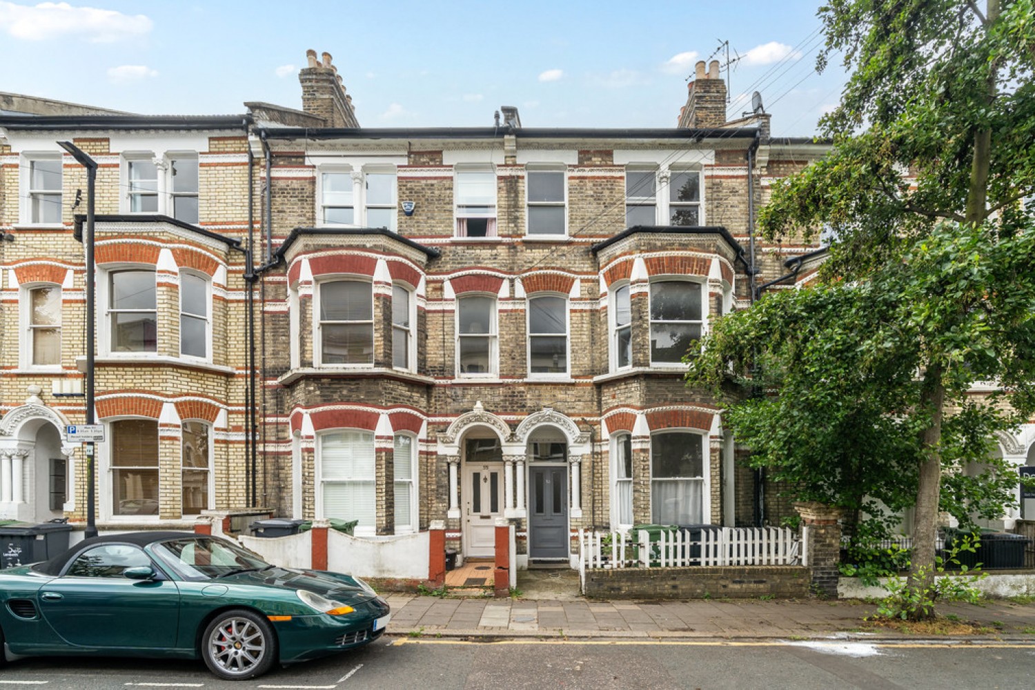 Sandmere Road, Clapham